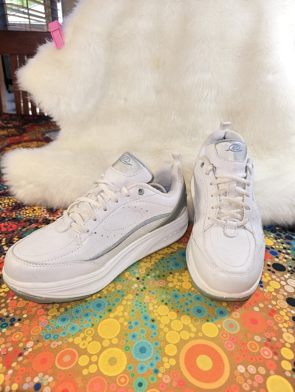 EasySpirit "GETUPANDGO" Women's Walking Sneakers - Picture 2 of 13